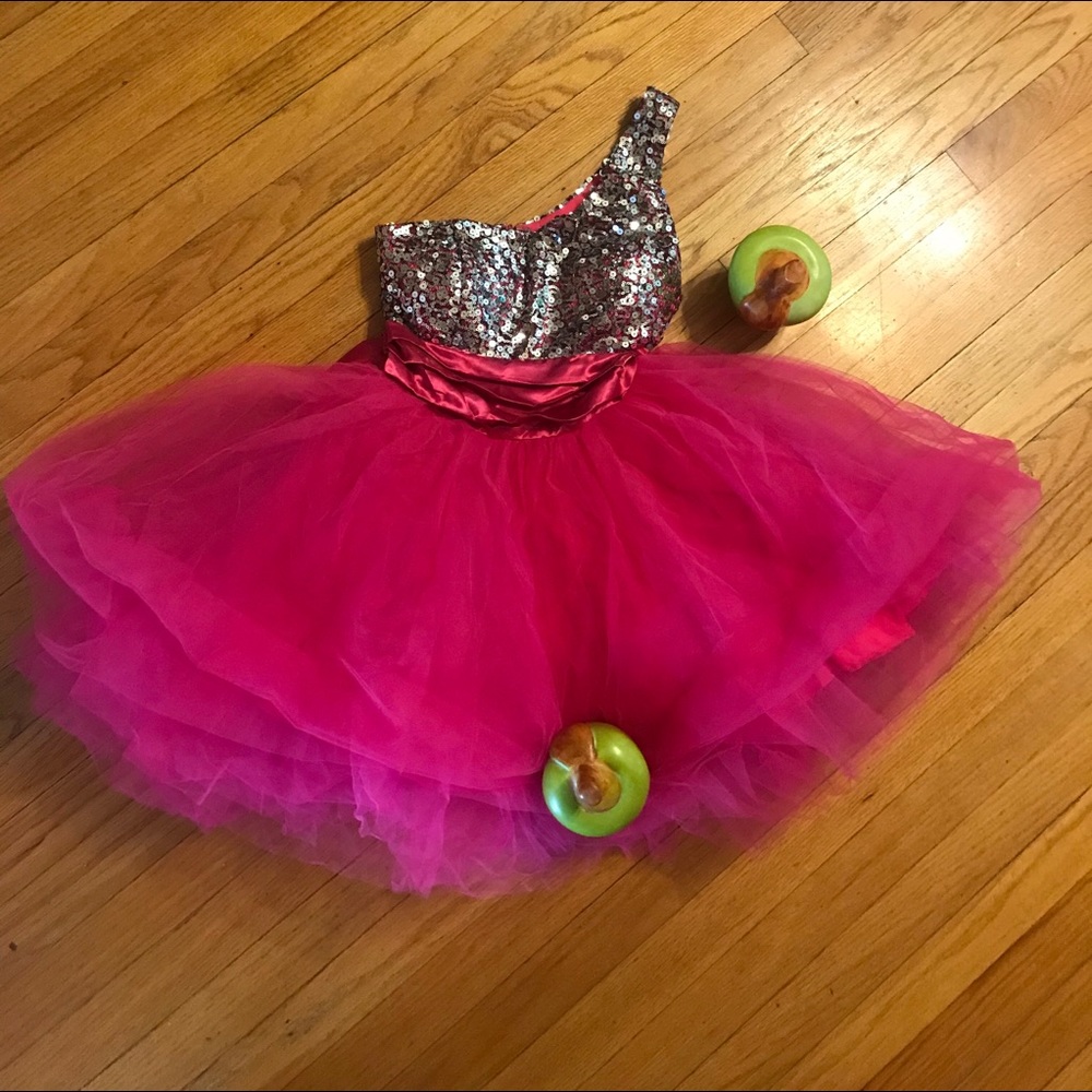Beautiful One Shoulder Party Dress